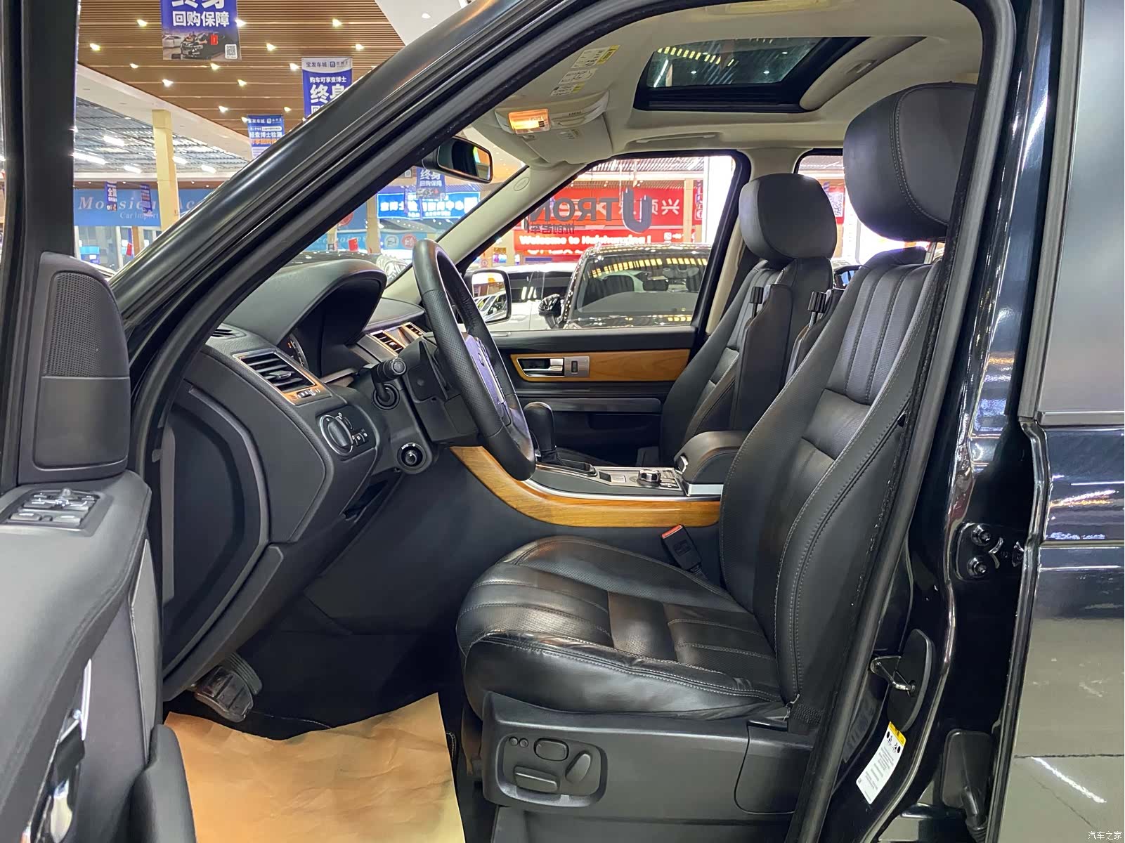 Land Rover Range Rover, 2011 4