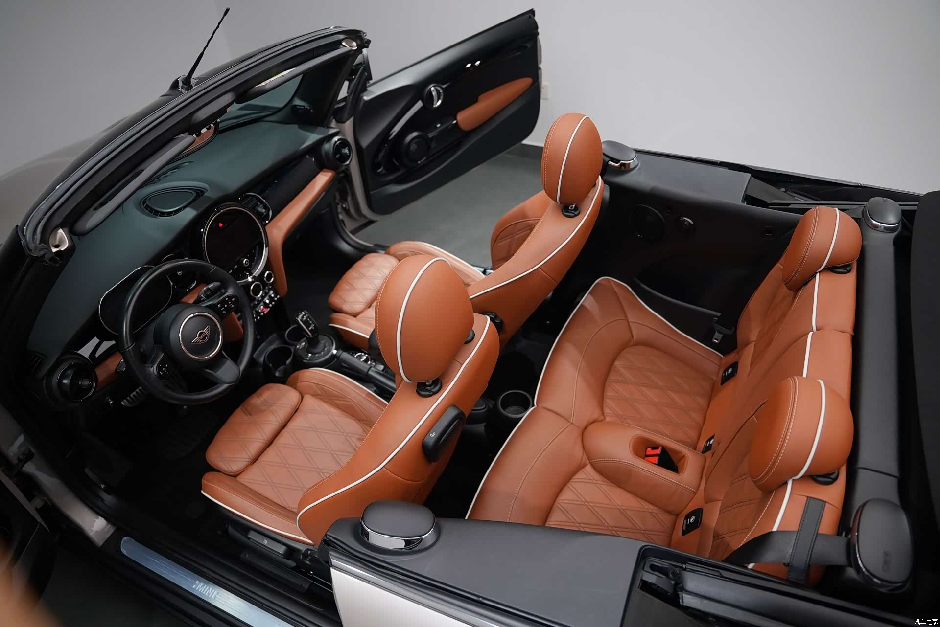 Mini Cooper, 2023 8
