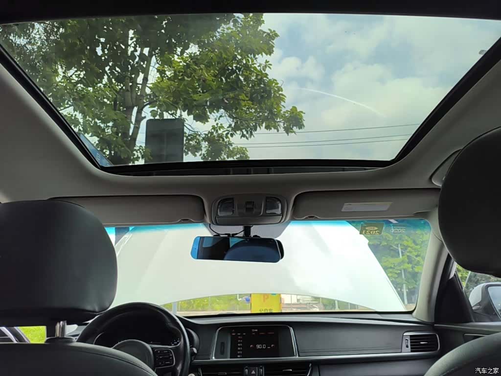 Kia K5, 2017 18