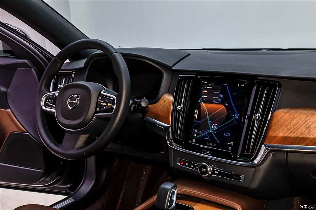 Volvo S90, 2025 13