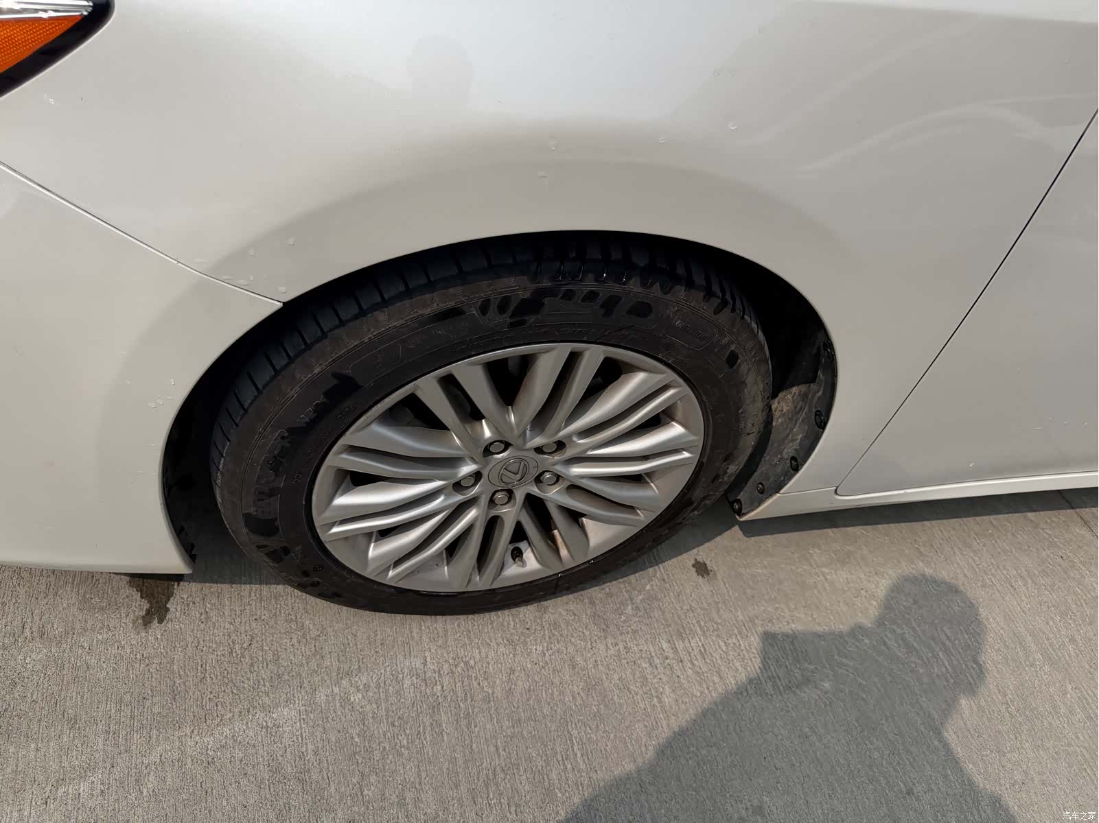Lexus ES, 2015 все фото
