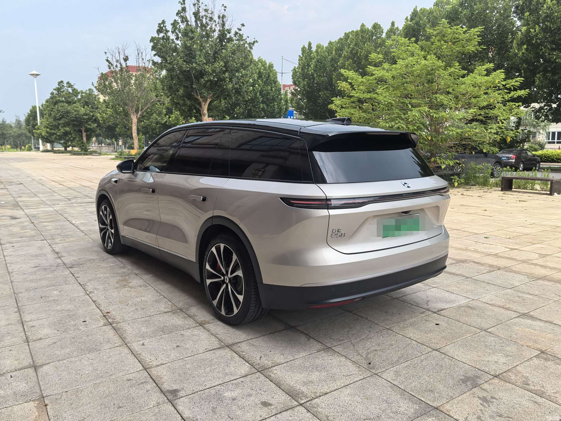 NIO ES8, 2023 3