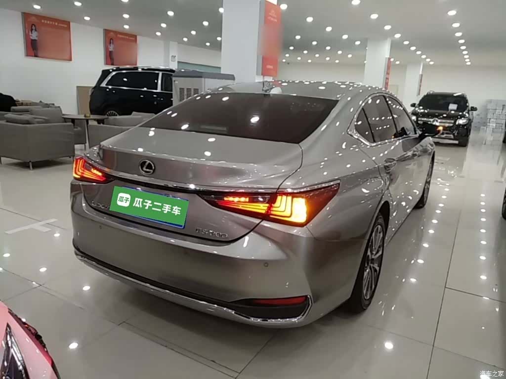 Lexus ES, 2024 7