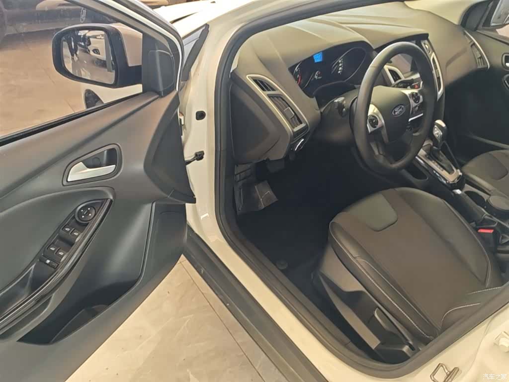 Ford Focus, 2015 16