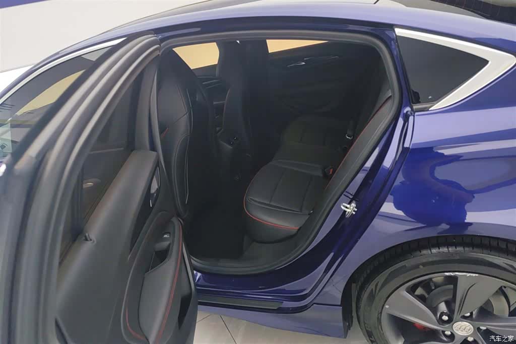 Buick Regal, 2020 11