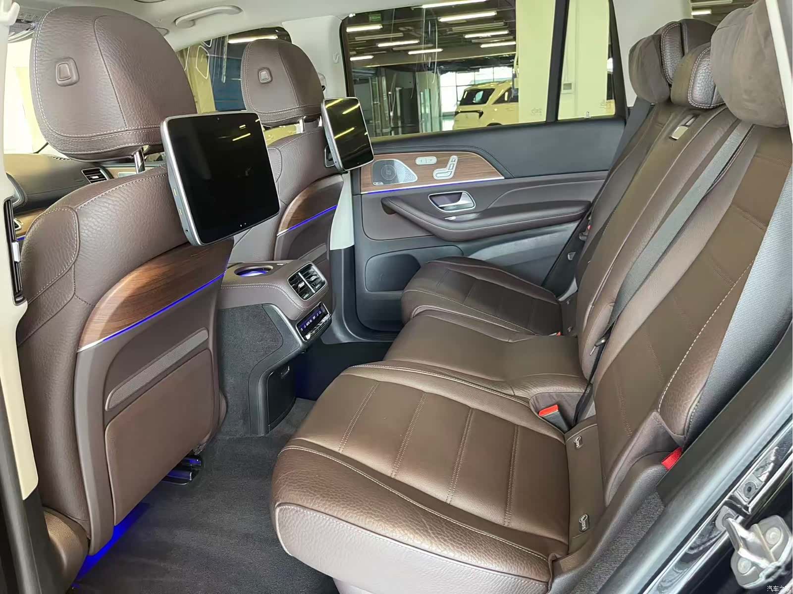 Mercedes-Benz GLS, 2021 7