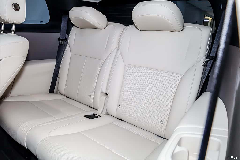 Li Auto i8, 2025 17