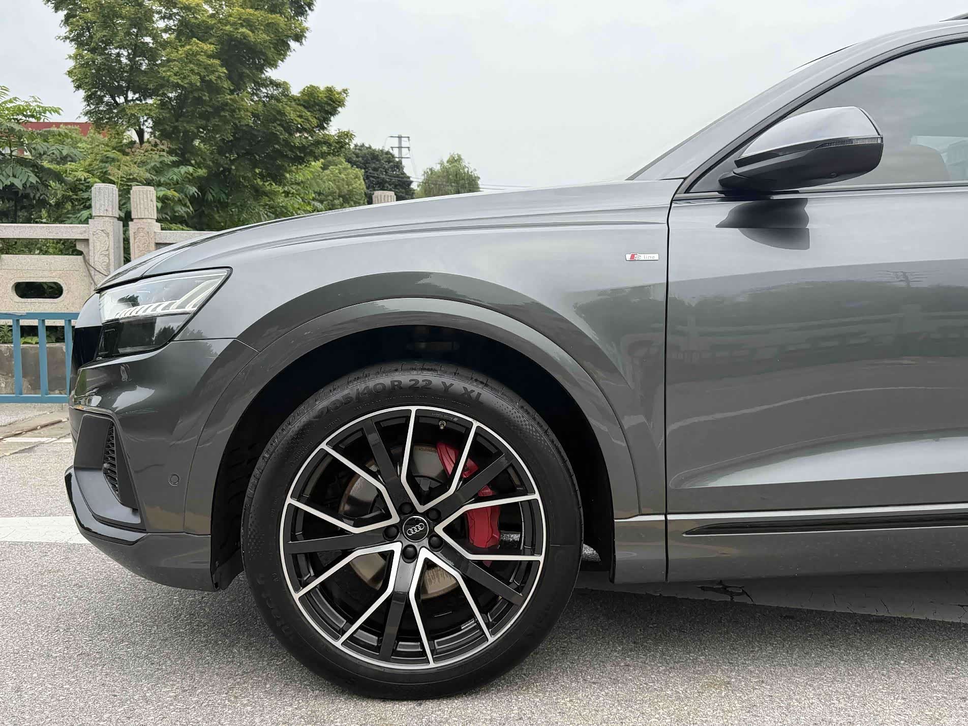 Audi Q8, 2020 6