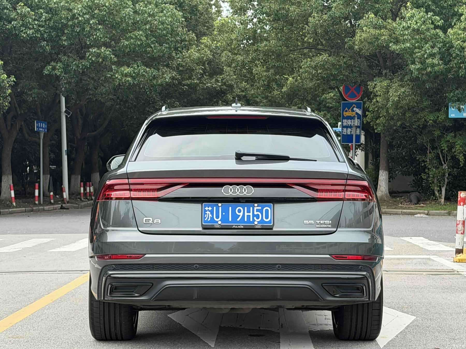 Audi Q8, 2020 все фото