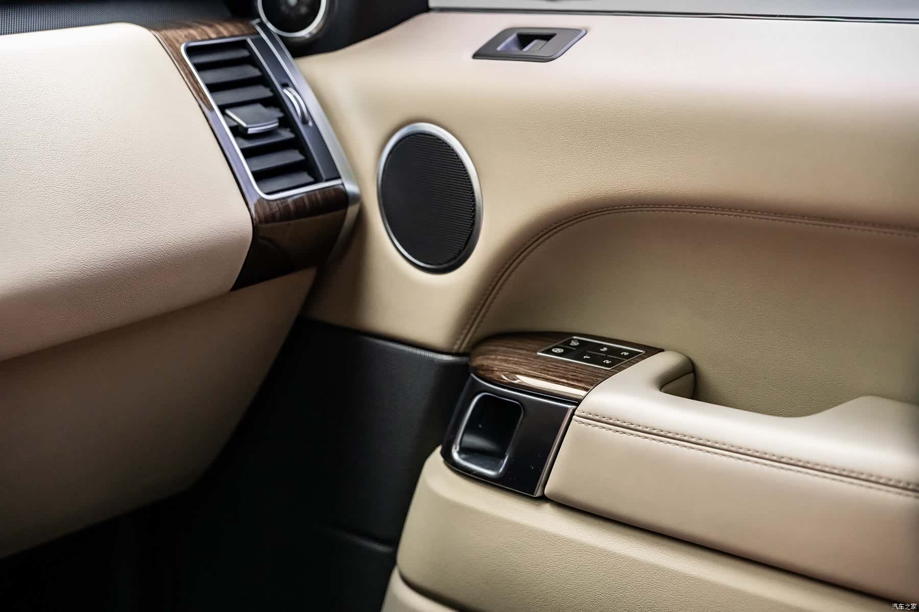 Land Rover Range Rover, 2015 16