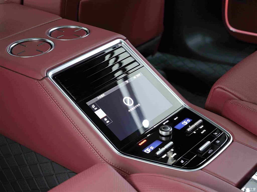 Porsche Panamera, 2023 16