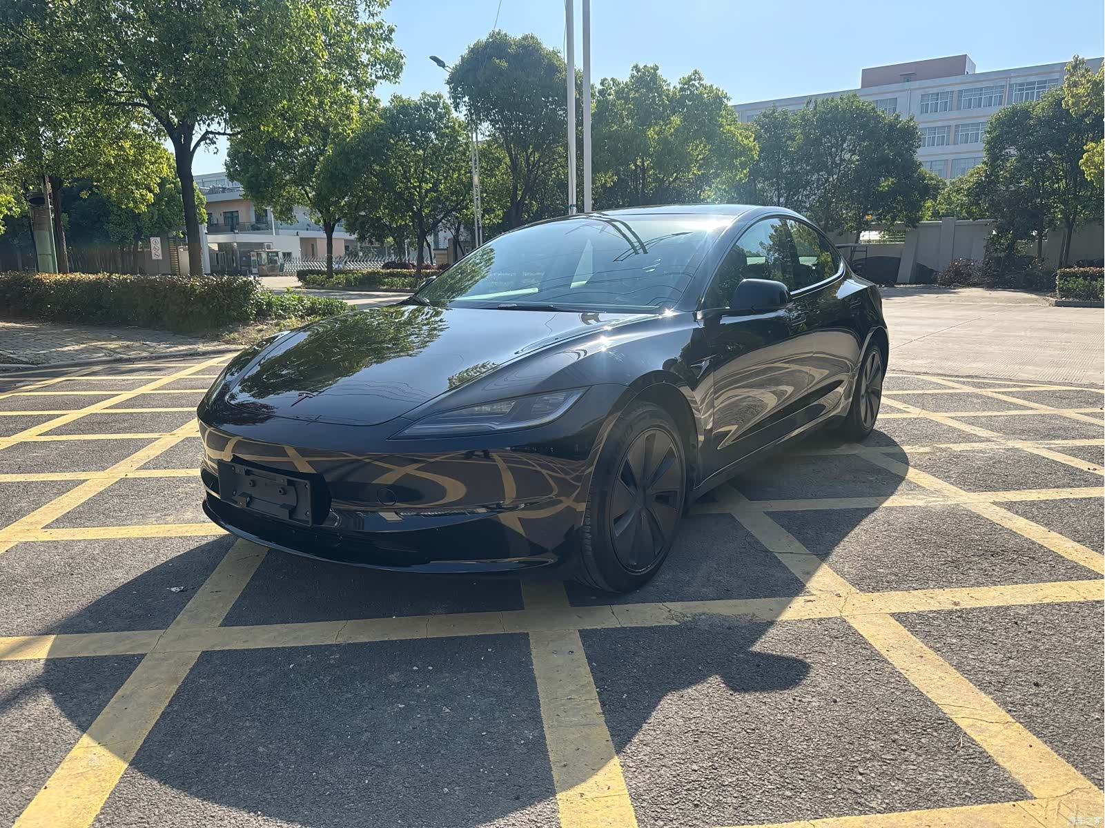 Tesla Model 3, 2023 1