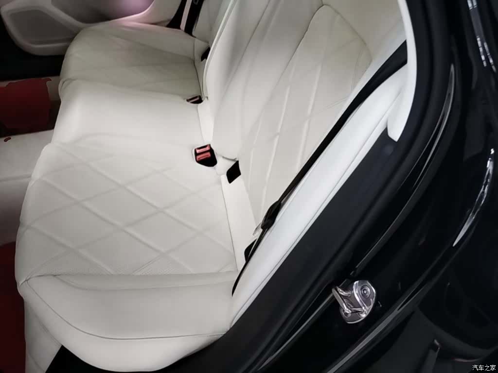 Audi A6L, 2023 17