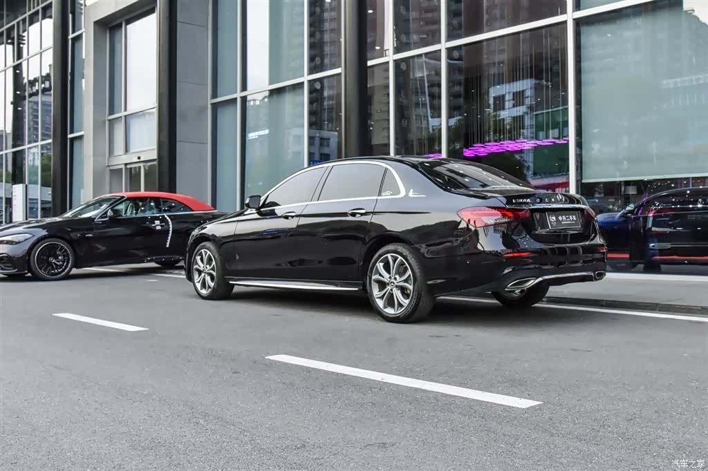 Mercedes-Benz E-Class, 2022 все фото