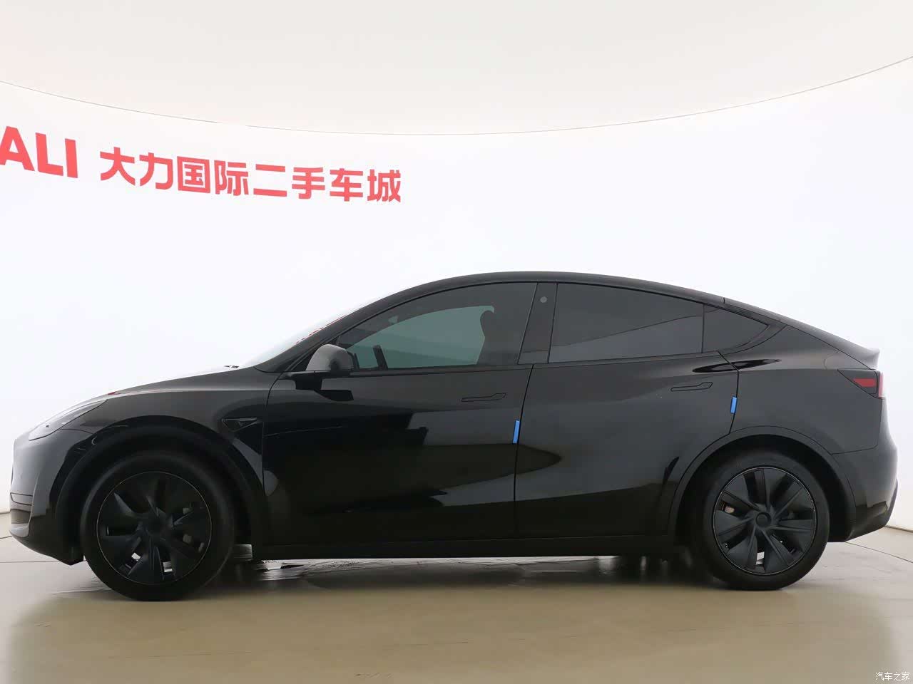 Tesla Model Y, 2024 12