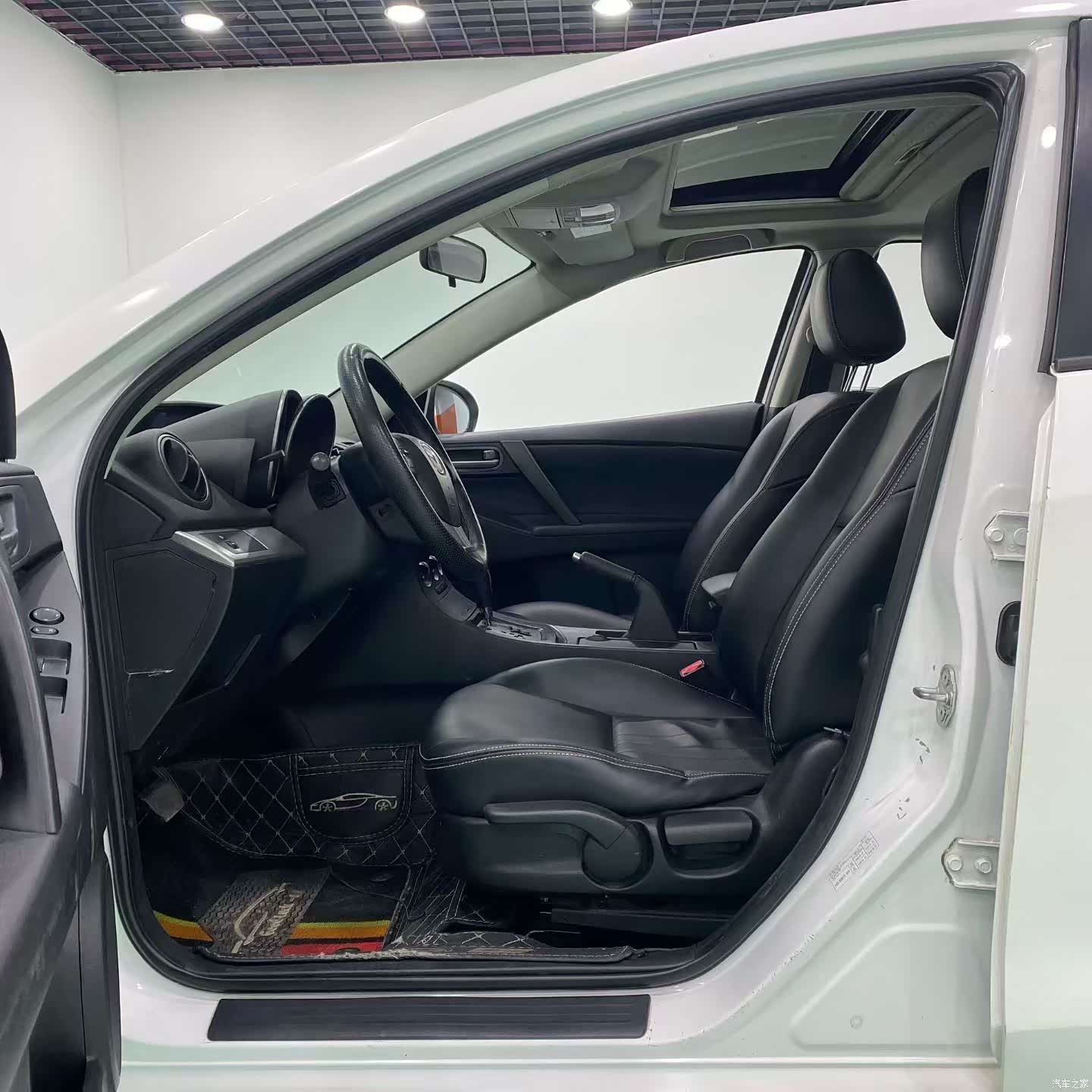Mazda 3, 2013 4