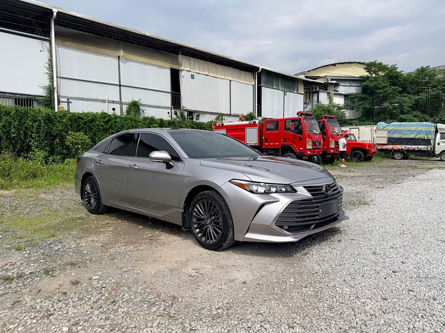 Toyota Avalon 2021, фото 3