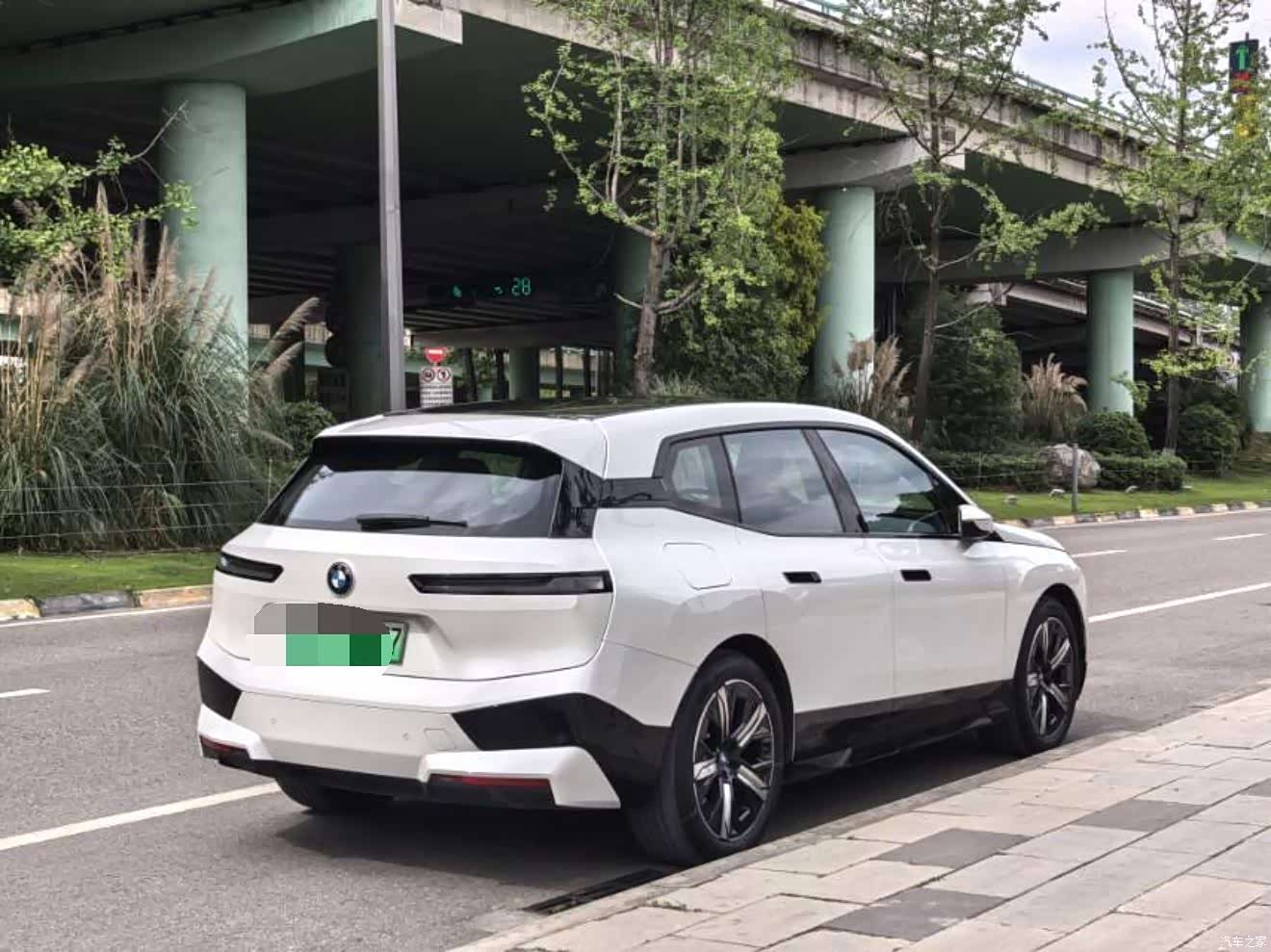 BMW iX, 2022 10