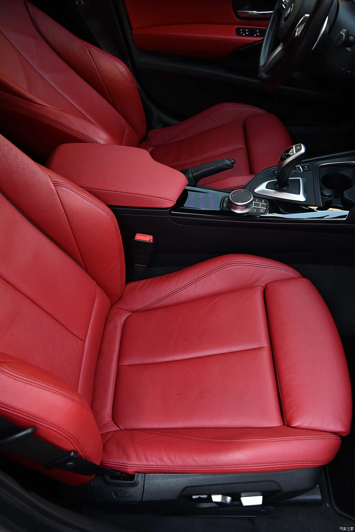 BMW 3 Series, 2021 28