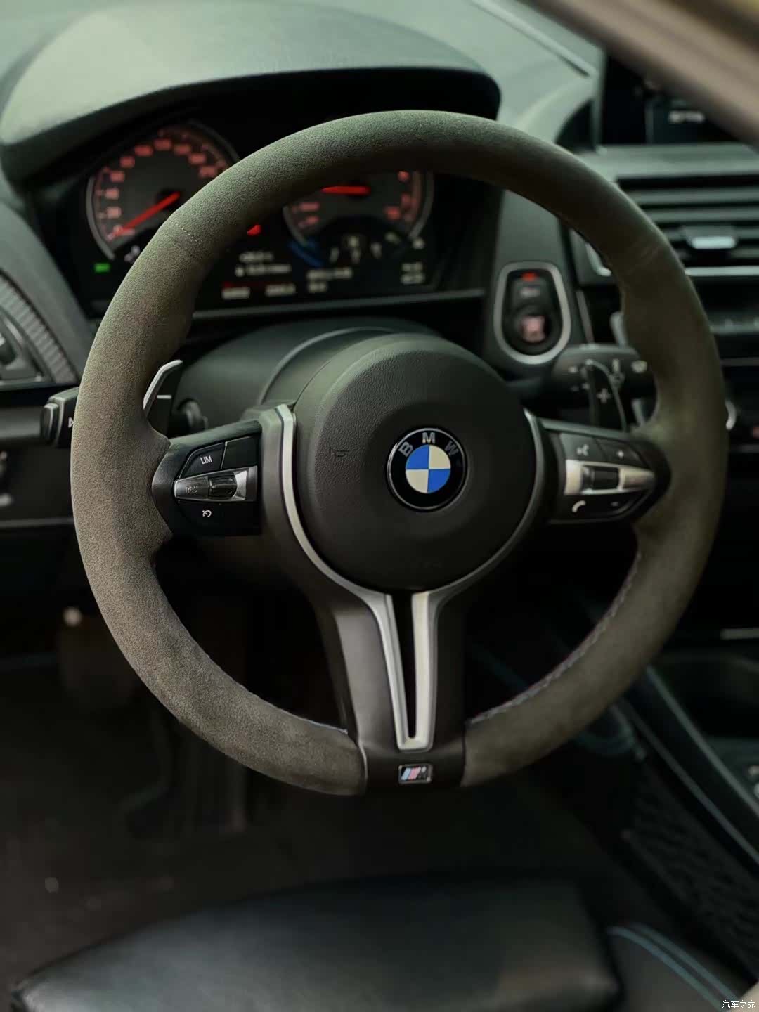 BMW M2, 2017 все фото