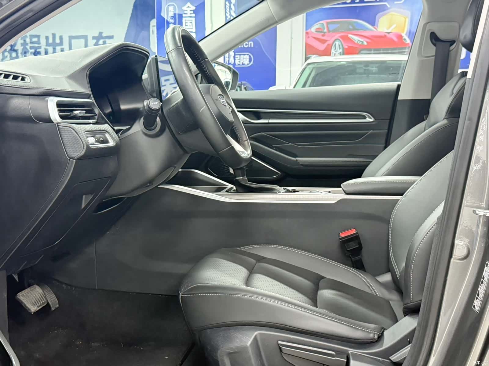 Geely Emgrand, 2022 17