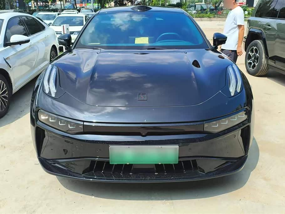 Zeekr 001