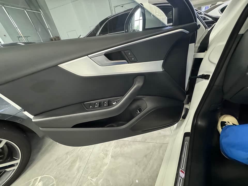 Geely Ningbo Car