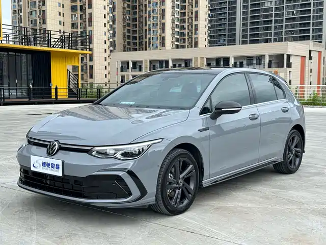 Volkswagen Golf 2022 — купить из Китая под заказ