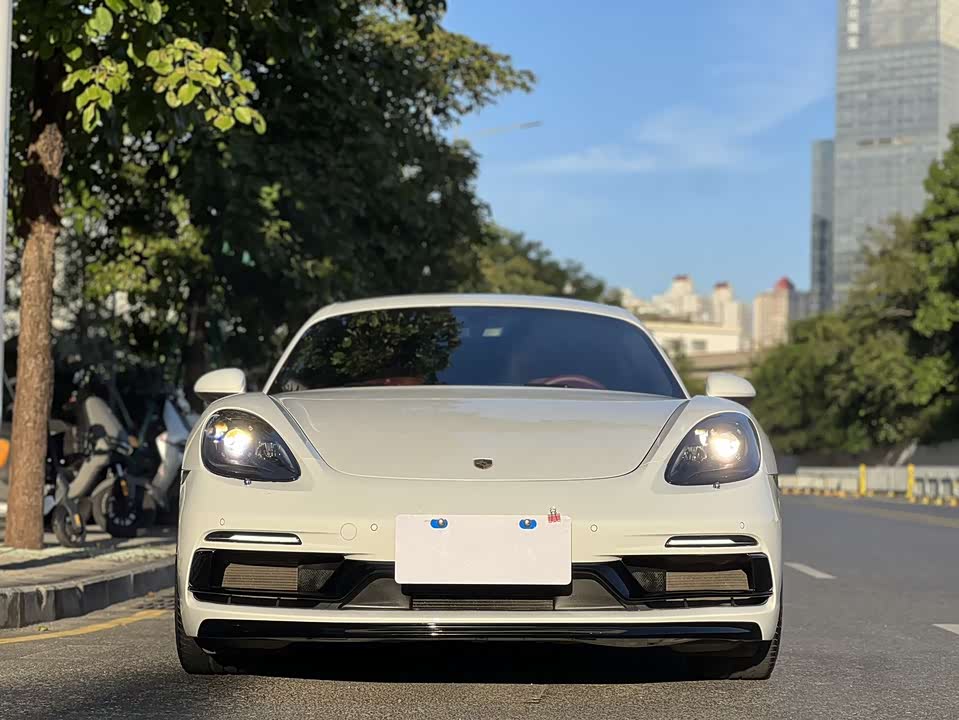 Porsche 718