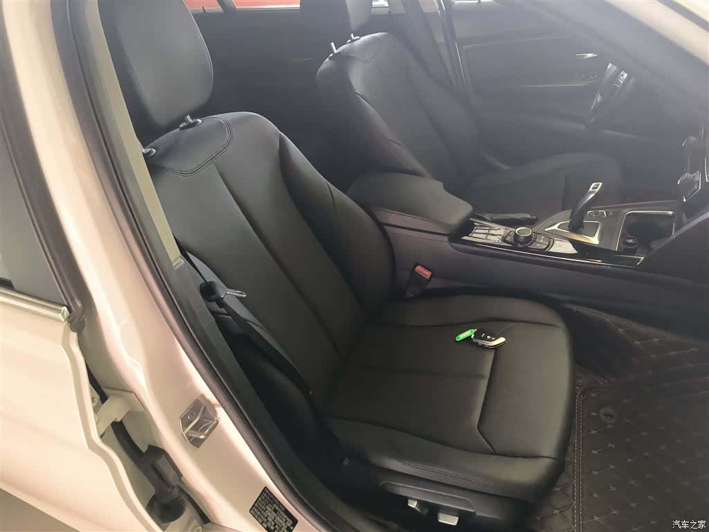 BMW 3 Series, 2016 25