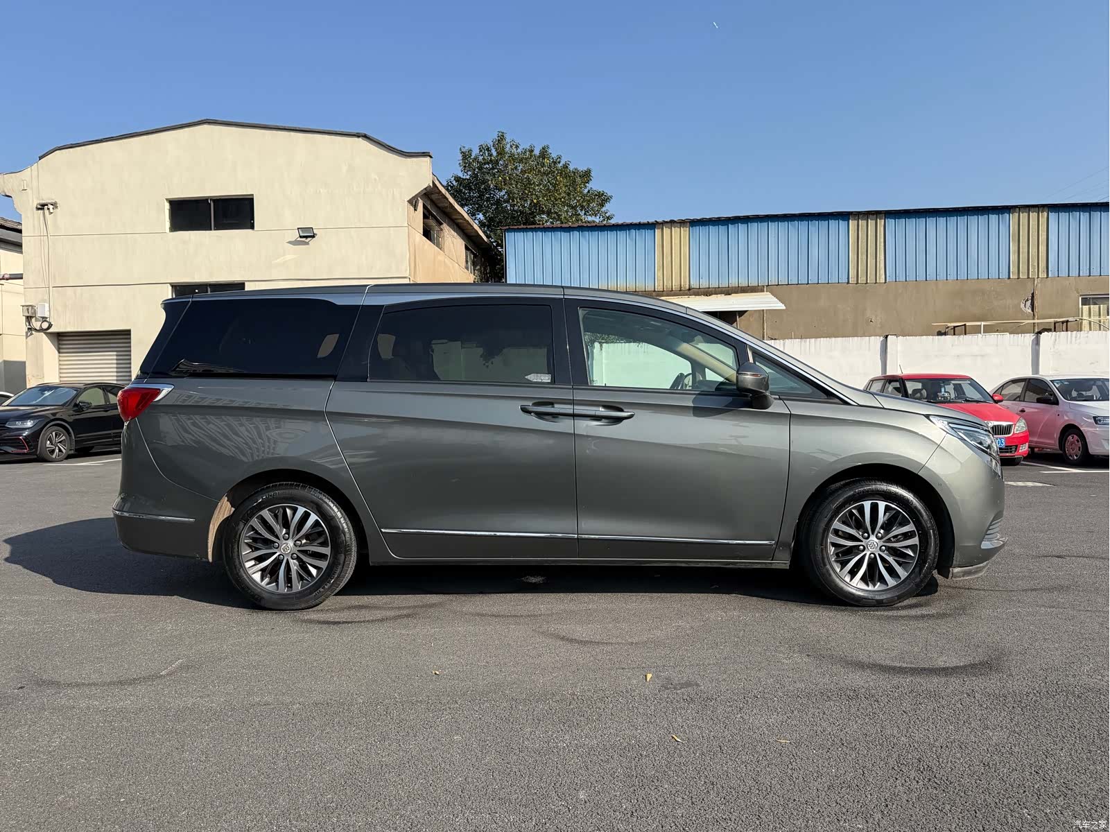 Buick GL8, 2019 15
