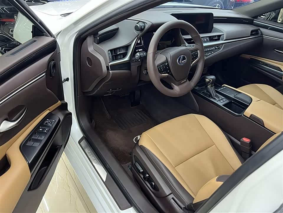 Lexus ES Lexus ES