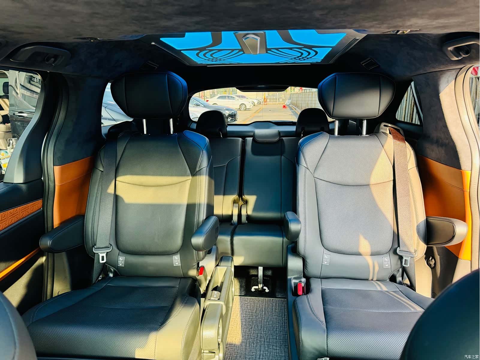 Toyota Sienna, 2025 17