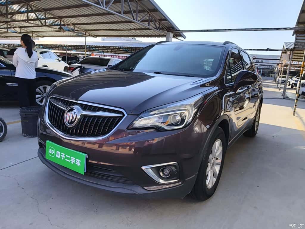 Buick Envision Plus, 2018 1