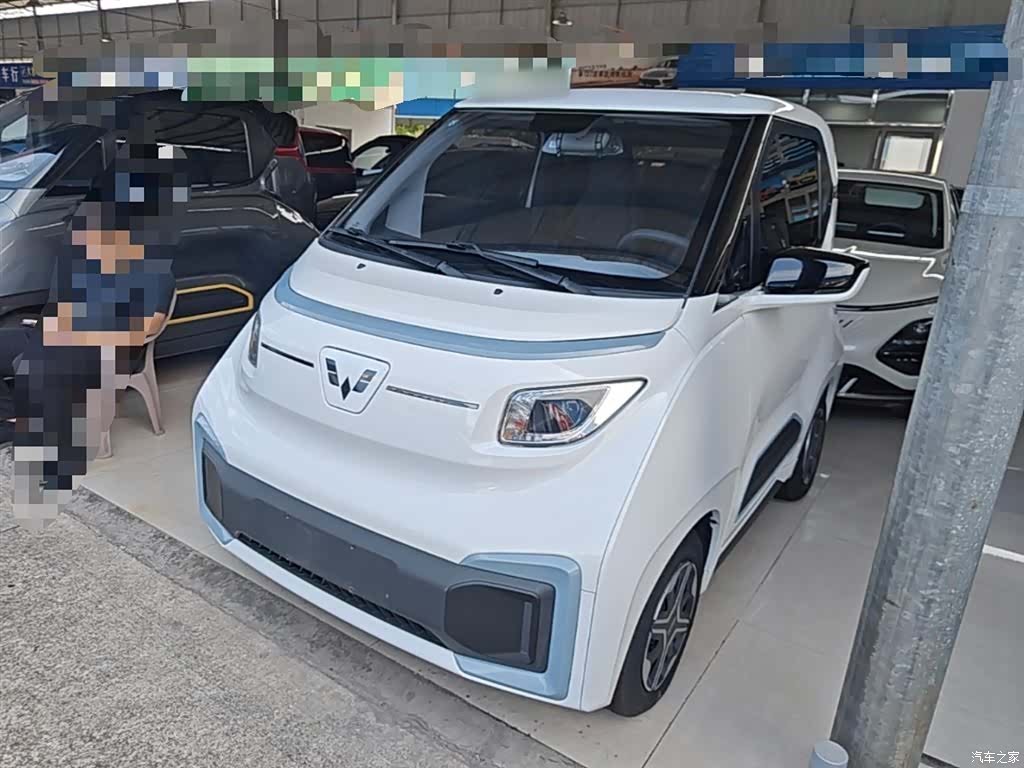 Wuling NanoEV, 2022 1