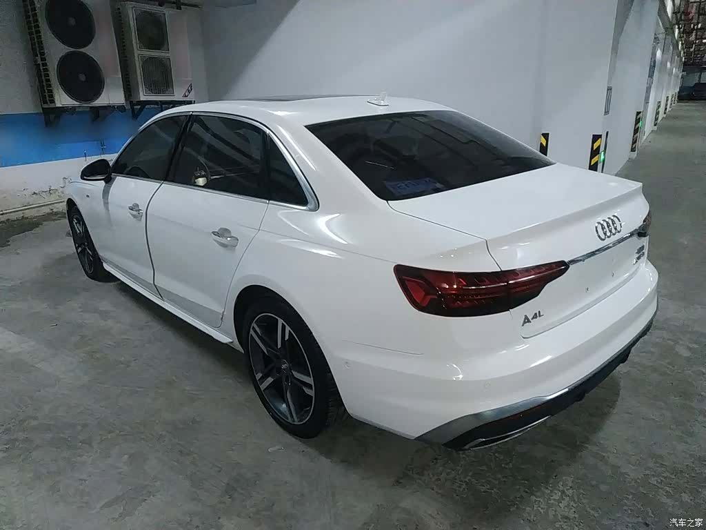 Audi A4L, 2021 23