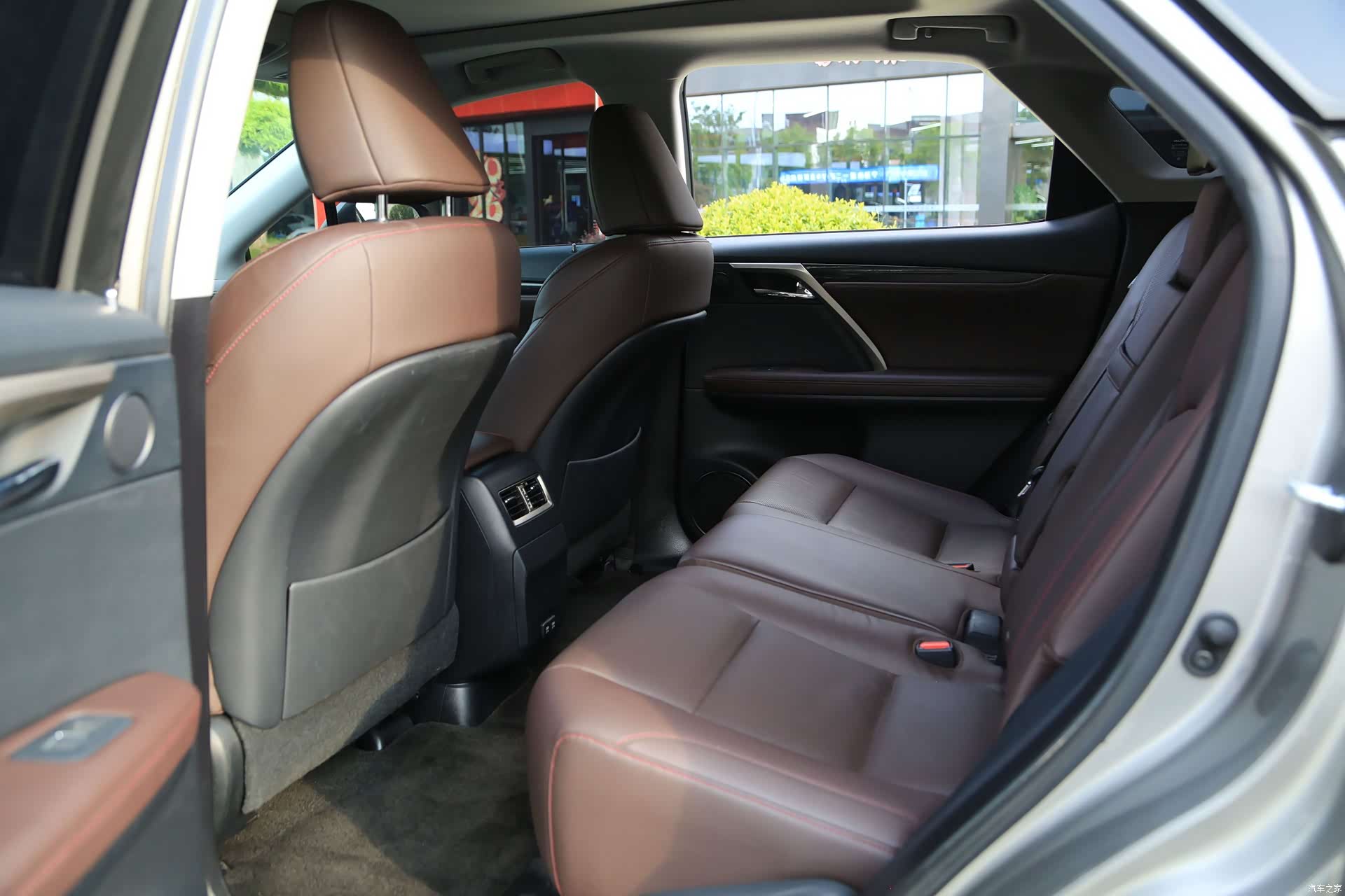 Lexus RX, 2019 11