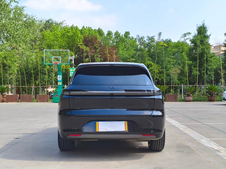 Li Auto Ideal L6