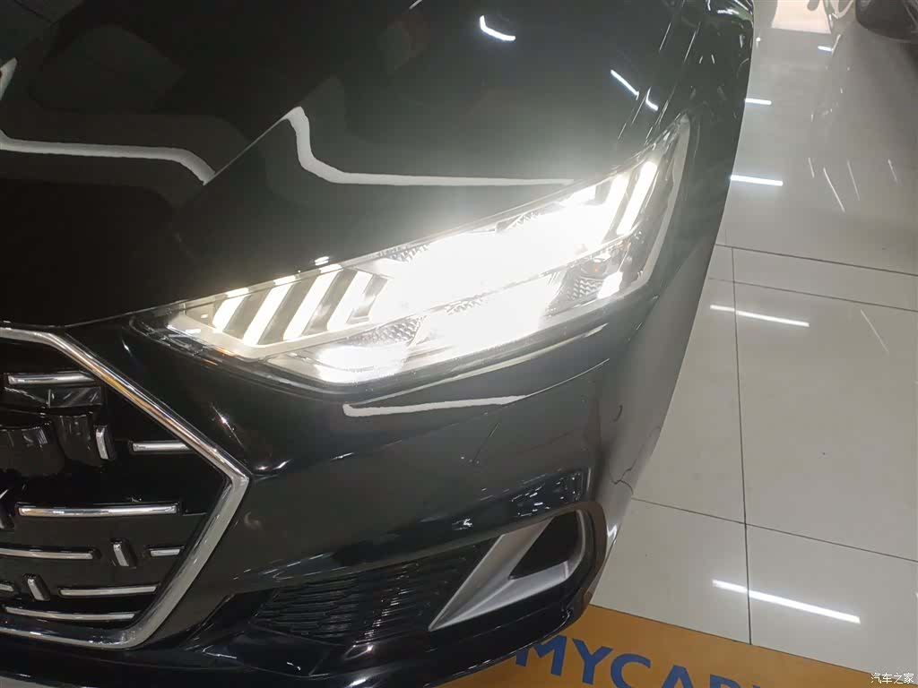 Audi A7L, 2023 24