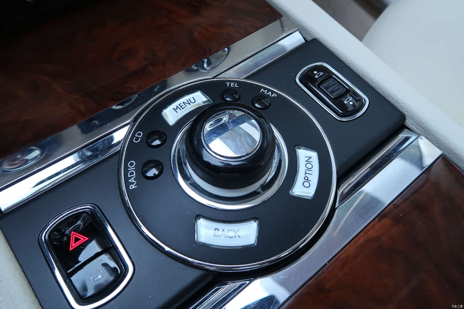 Rolls-Royce Ghost, 2011 14