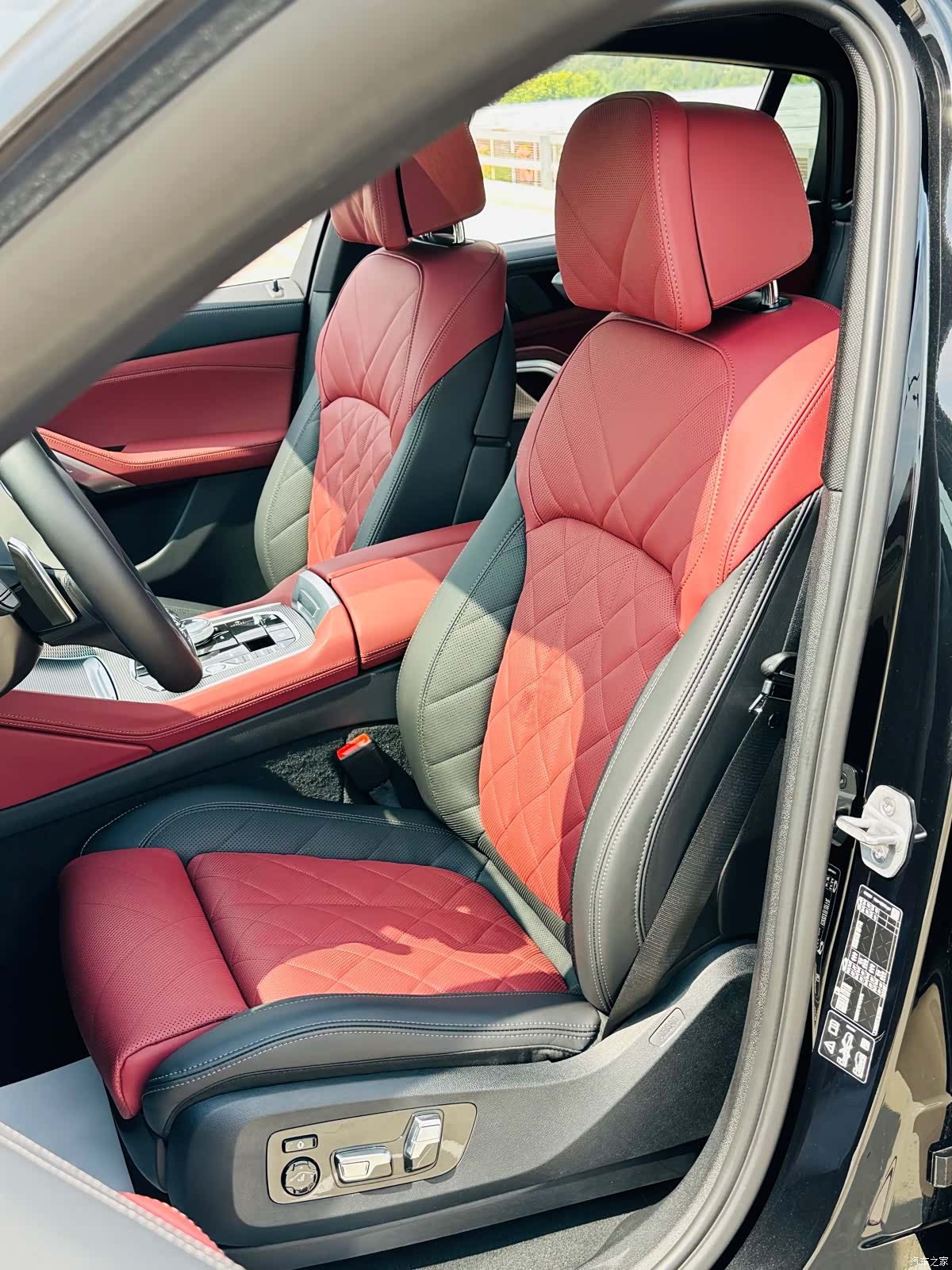 BMW X6, 2023 23