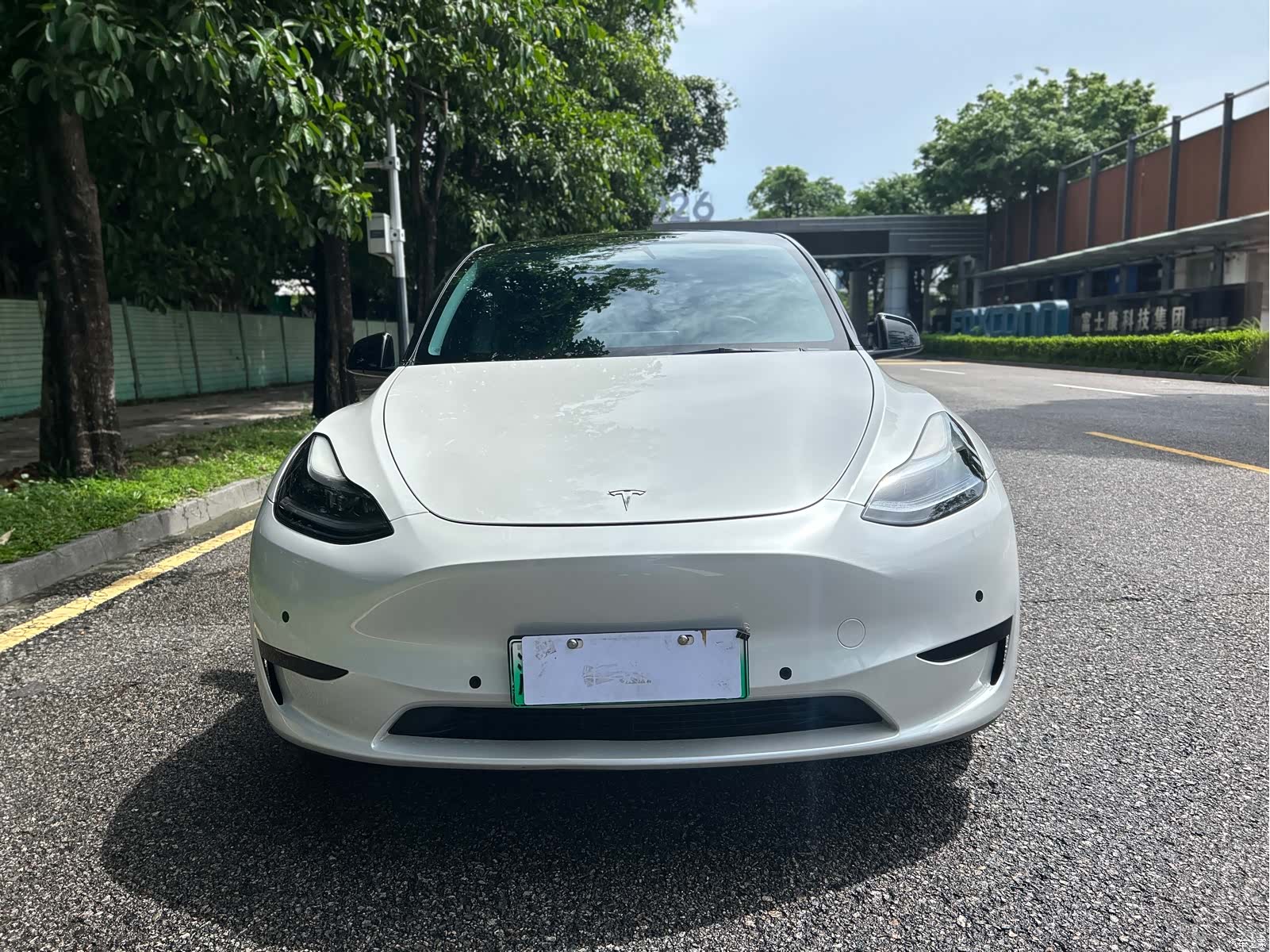 Tesla Model Y, 2022 3