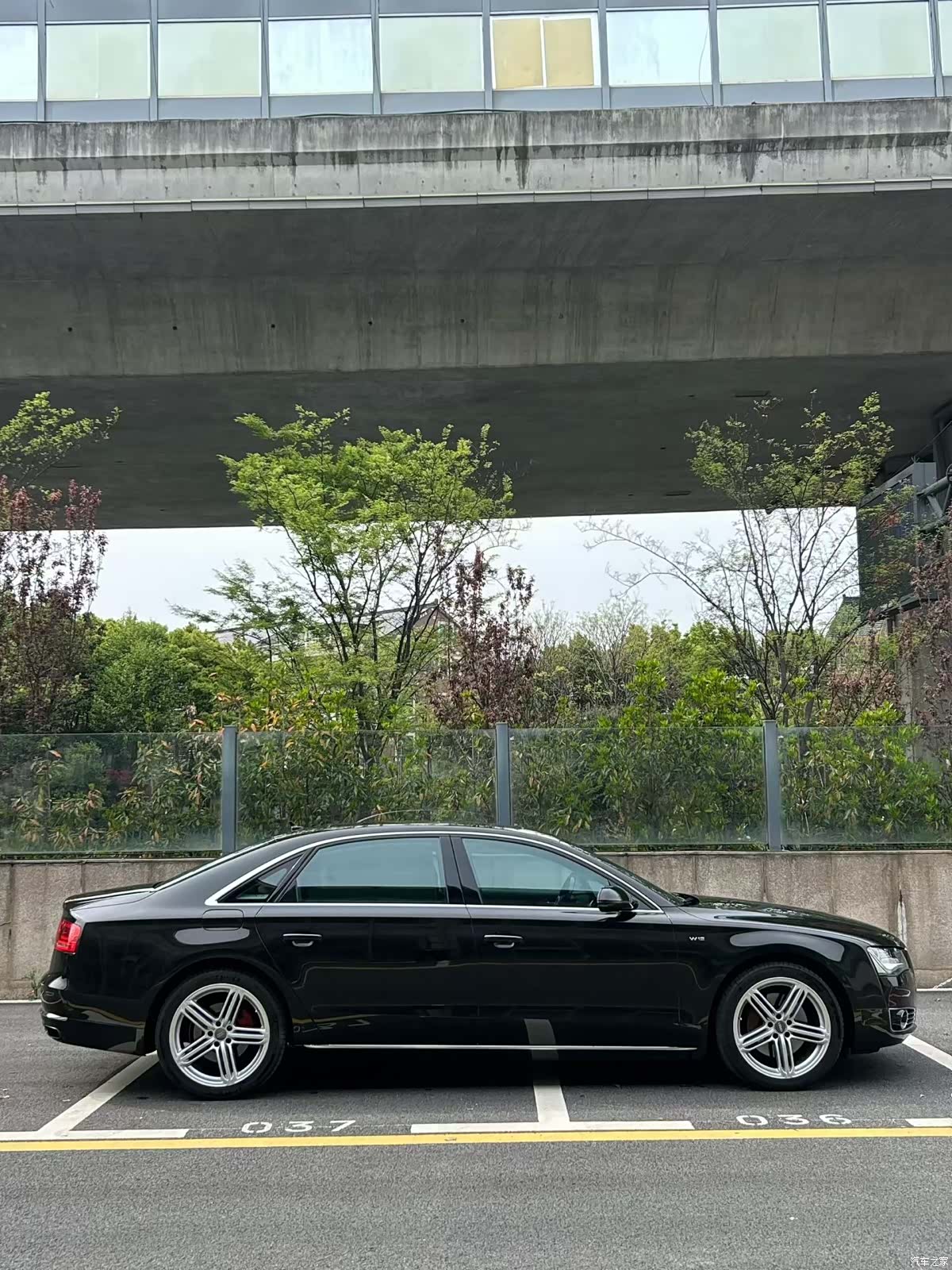 Audi A8L, 2014 4