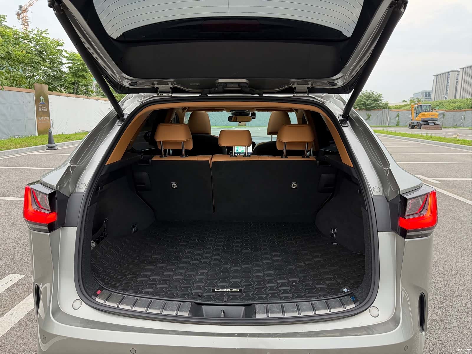 Lexus NX, 2022 20