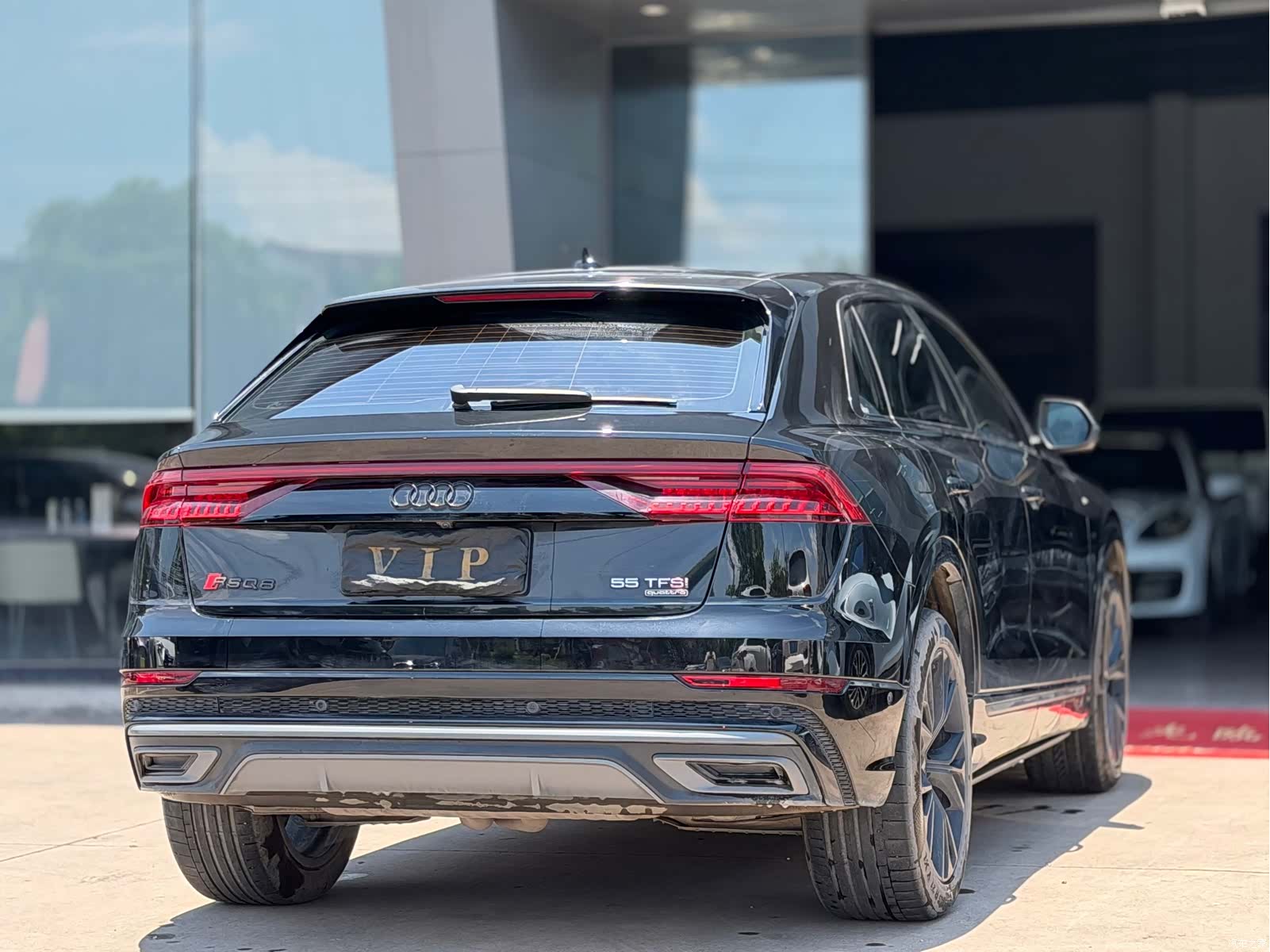 Audi Q8, 2024 6