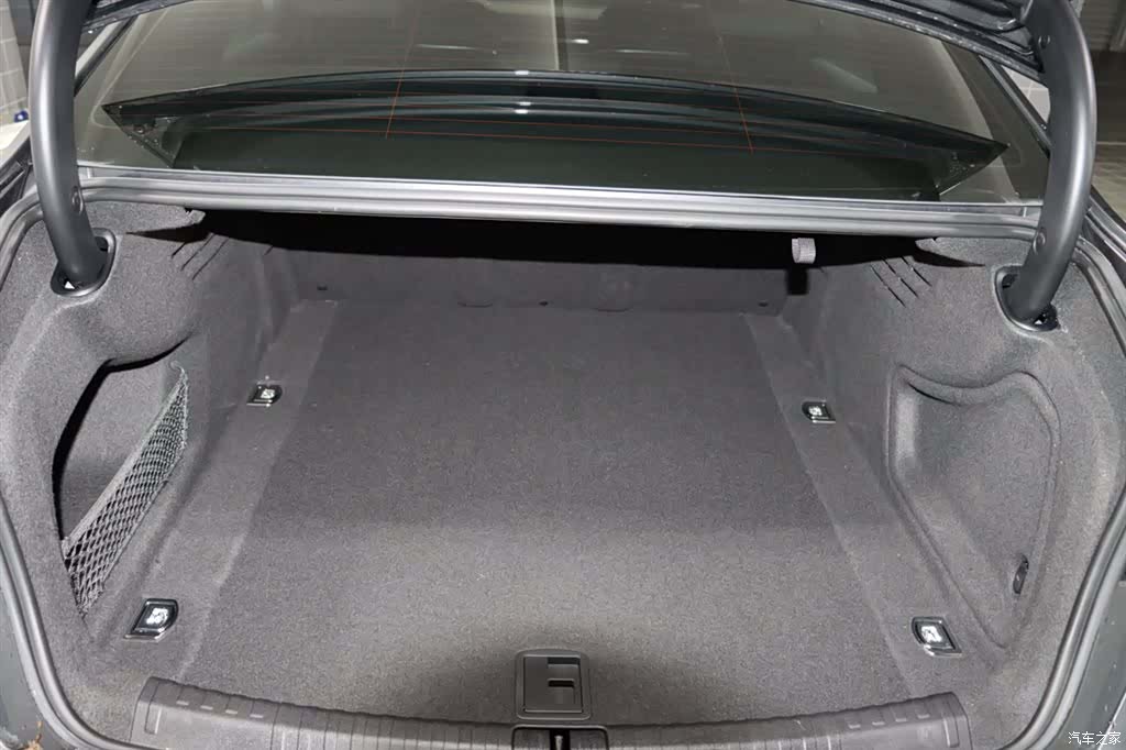Audi A6L, 2021 16