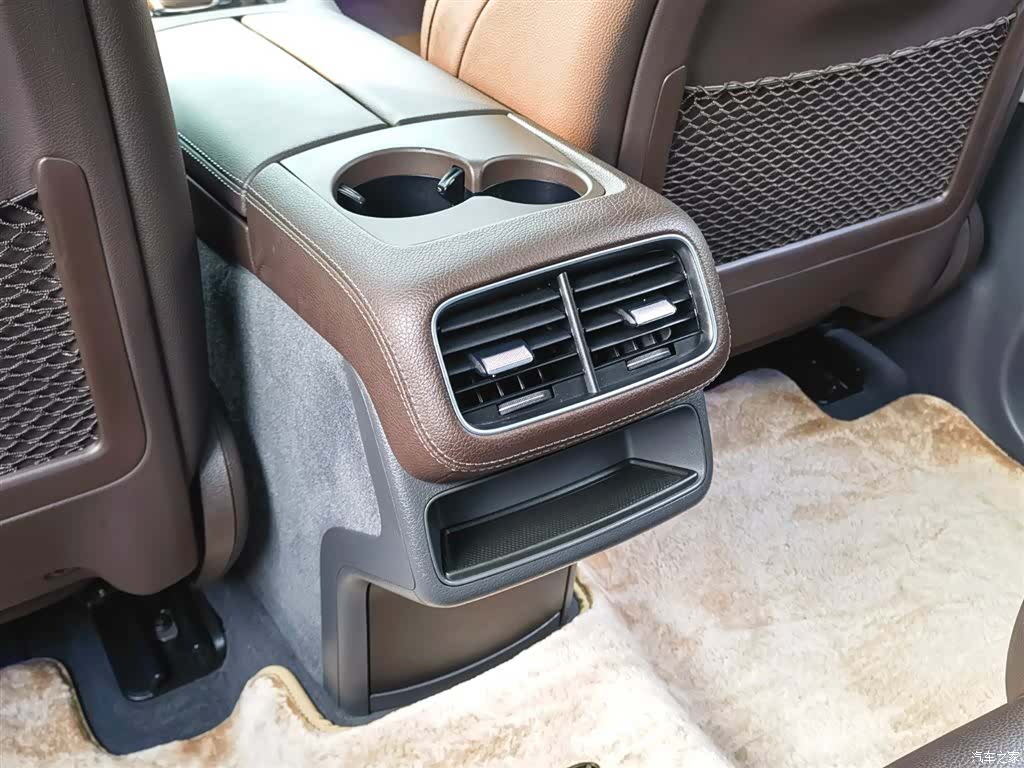 Mercedes-Benz GLE, 2020 37