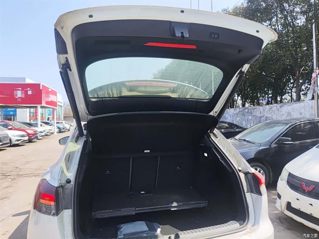 Audi Q4 e-tron, 2024 19