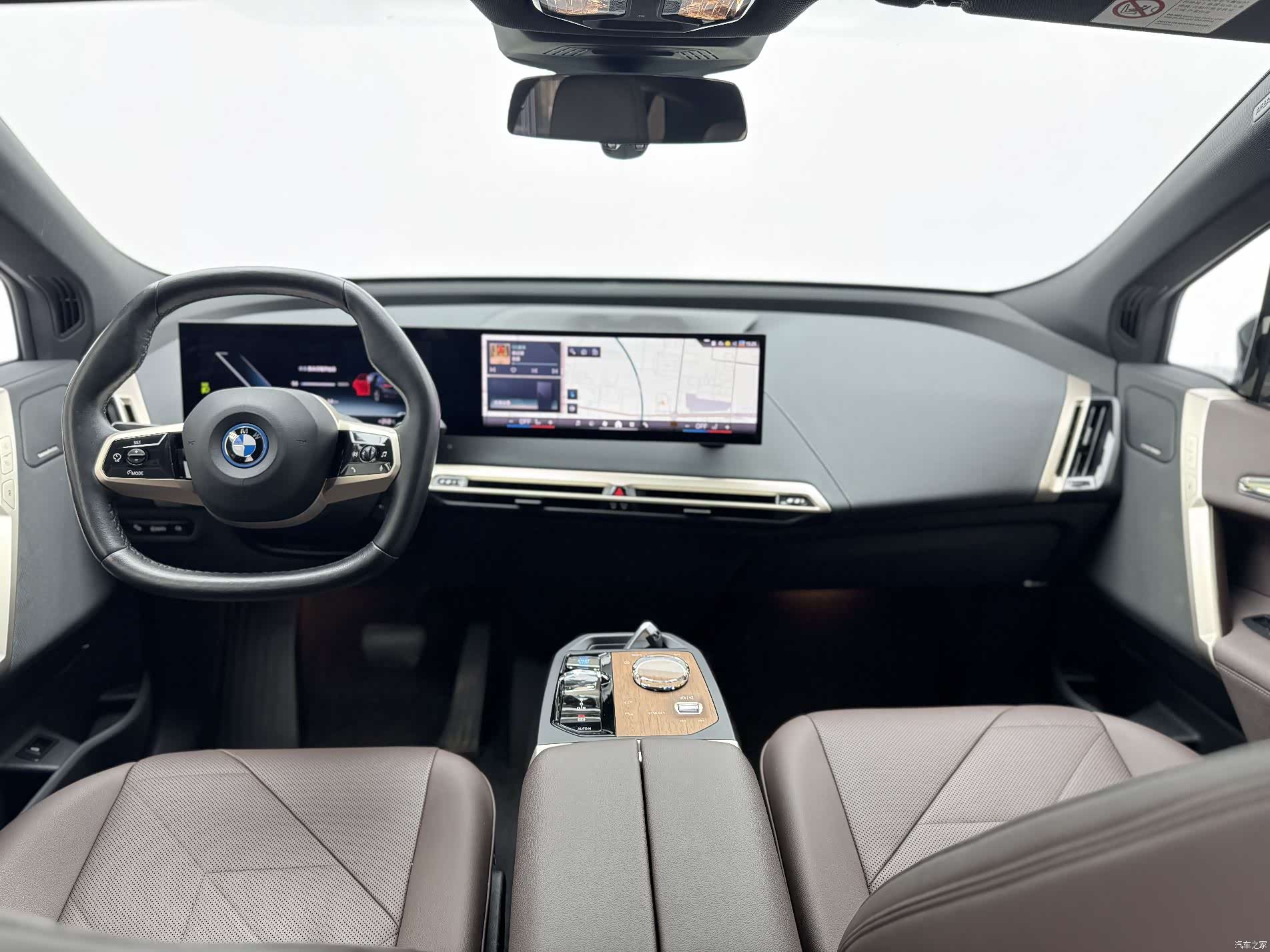 BMW iX, 2024 8