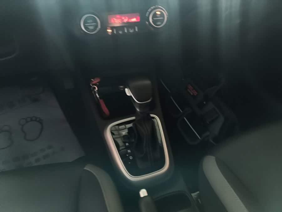 Kia Stonic 2020, фото 14